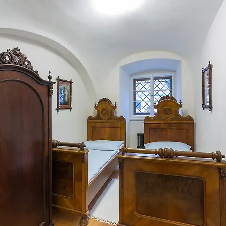 Zamecke アパート *